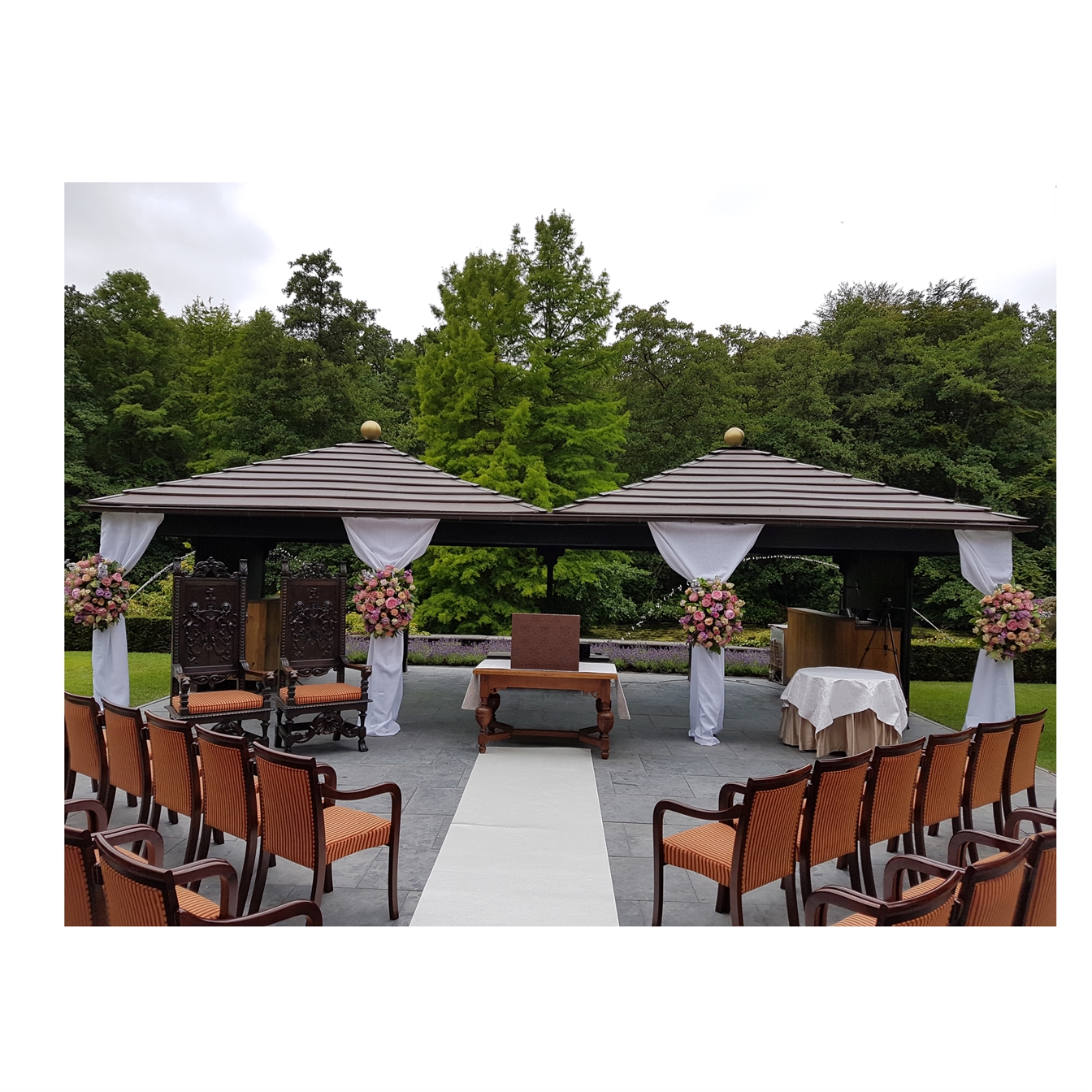 bruidsversiering op doeken